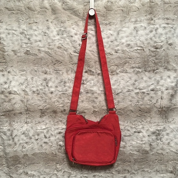 Bueno Adjustable Crossbody Purse - Picture 10 of 10